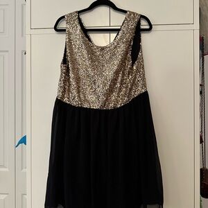 Pinky Gold and Black Sequin Midi Dress